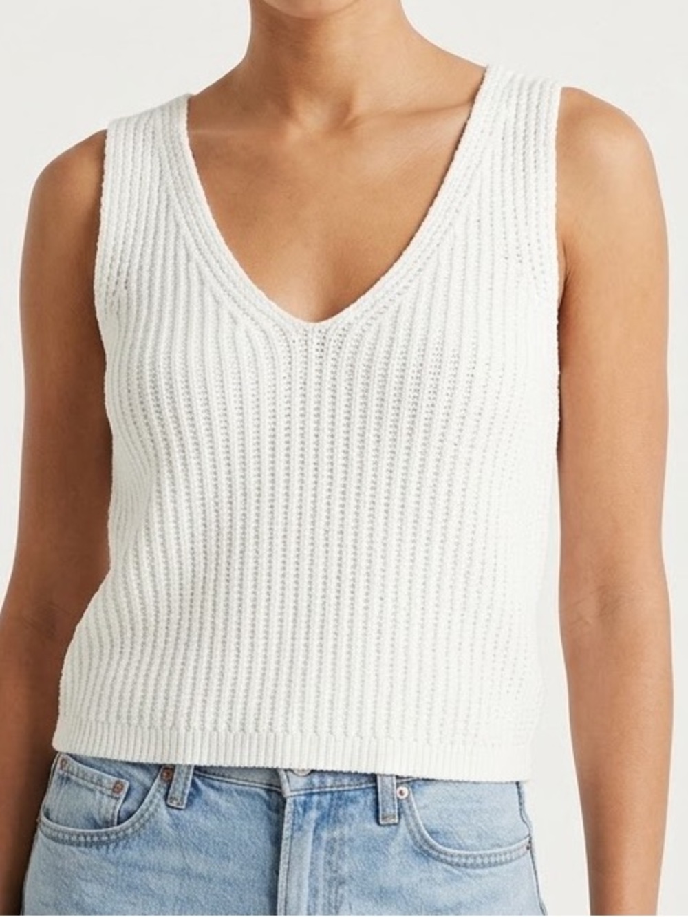 Reitmans White Ribbed V-Neck Tank Top Size Large